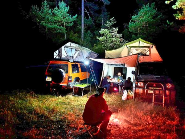 camping-für-dach-auto